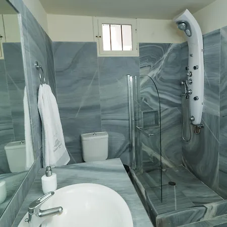 Poseidon Mansion Sunset * Oia (Santorini)