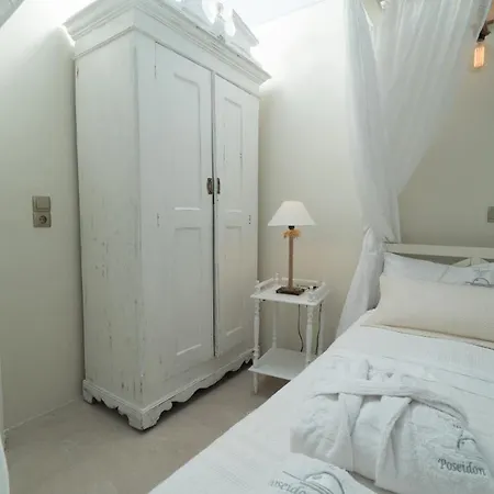 Poseidon Mansion Sunset *